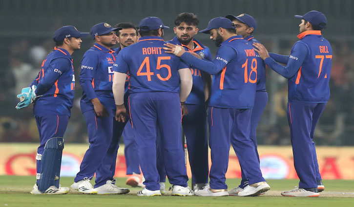 India won 3-0 ODI series from New Zealand, became number 1 in ICC rankings