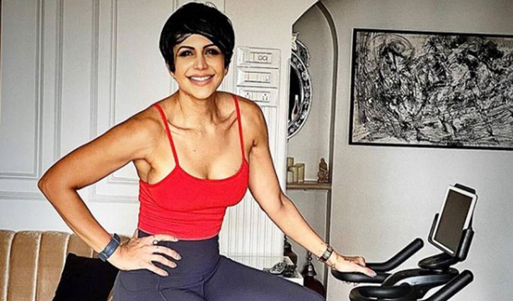 Mandira Bedi criticizes Mumbai airport officials