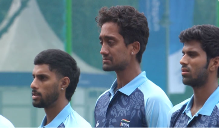 Indian cricketer R Sai Kishore became emotional during the national anthem, Dinesh Karthik's reaction