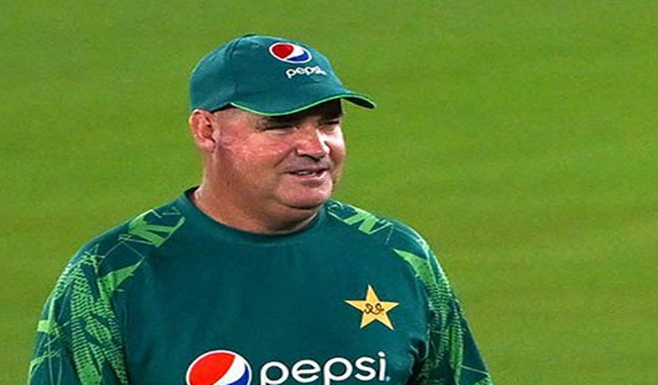 It was very difficult to play World Cup match in Ahmedabad without Pakistani support: Mickey Arthur