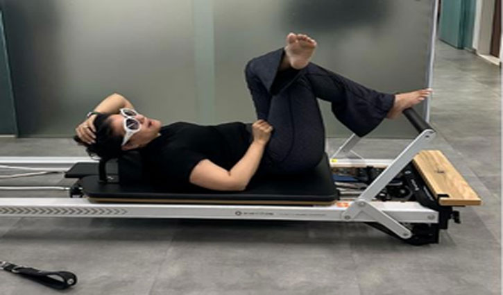 Kajol shared workout picture, asked fans funny questions