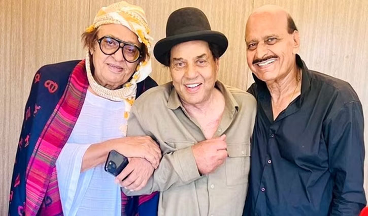 Dharmendra shares picture with his 'old friend' Ranjeet and Avtaar Gill