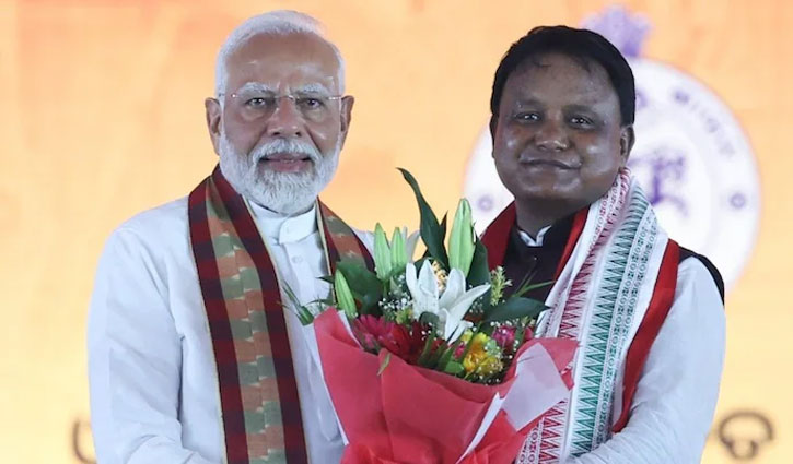 BJP leader Mohan Charan Majhi took oath as the new Chief Minister of Odisha, PM Modi and Naveen Patnaik present at the ceremony