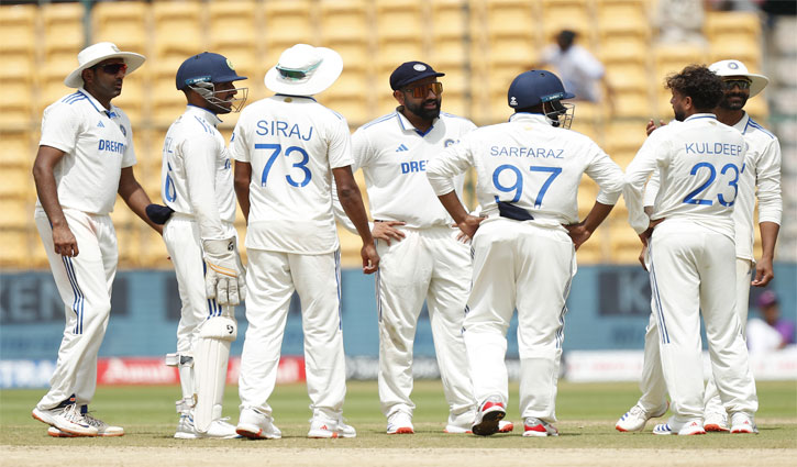 New Zealand has the upper hand against India in Bengaluru Test, need 107 runs to win