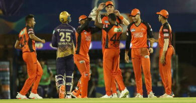 Sunrisers Hyderabad beat Kolkata by seven wickets