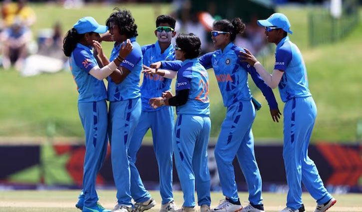 Sachin Tendulkar, BCCI give Rs 5 crore check to India's U-19 women's team after T20 World Cup win