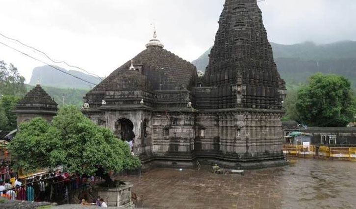 4 Muslims arrested for forcibly entering Trimbakeshwar temple, Maharashtra government orders SIT probe