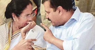 Kejriwal to meet Mamata, seek support against Centre's ordinance on services in Delhi