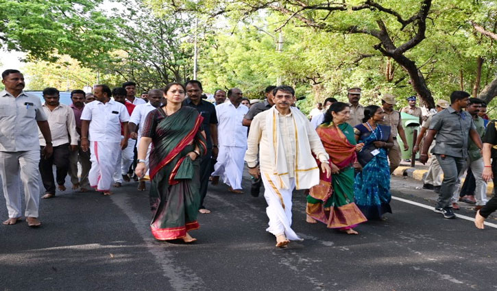 'Sad to see non-veg restaurants near Arunachaleshwar temple': Tamil Nadu Governor RN Ravi