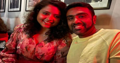 Prithi praised her husband R Ashwin, said- a lot happened between 500 and 501 wickets