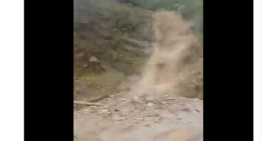 Heavy landslide in Arunachal Pradesh, road connectivity disrupted with Dibang valley bordering China.