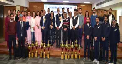 Geeta Kapoor, CMD felicitates the winners of SJVN Inter Project Sports Meet 2023-24