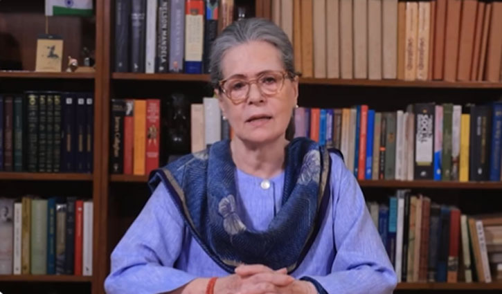 Sonia Gandhi targeted PM Modi, criticized the government on many issues including Emergency, NEET, Manipur