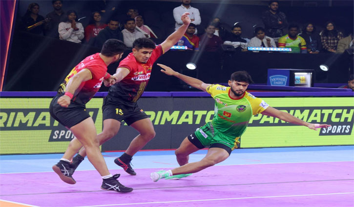 PKL-11: Patna Pirates reached third place in the points table after defeating Bengaluru Bulls by a big margin